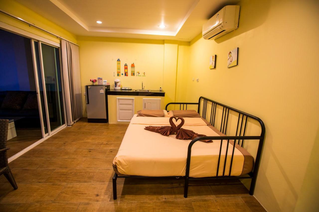 Oscar Boutique Hotel Patong Esterno foto