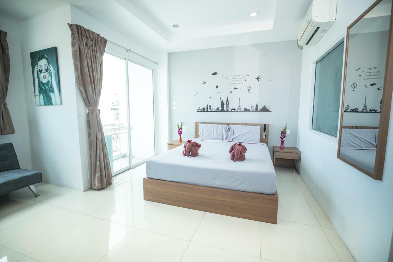 Oscar Boutique Hotel Patong Esterno foto