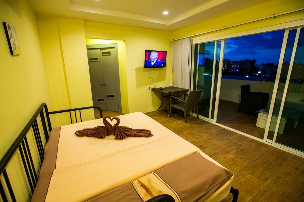 Oscar Boutique Hotel Patong Esterno foto