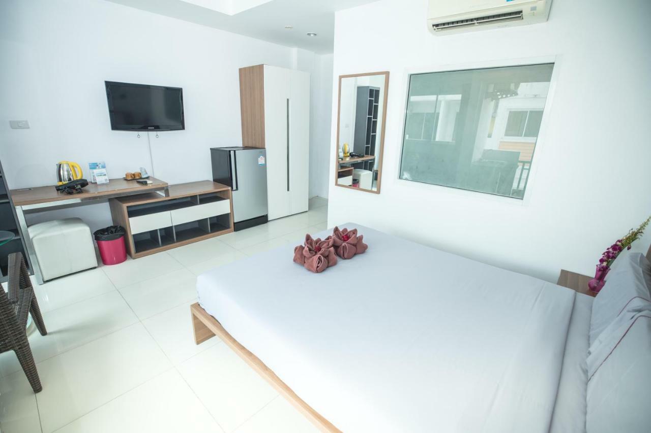 Oscar Boutique Hotel Patong Esterno foto