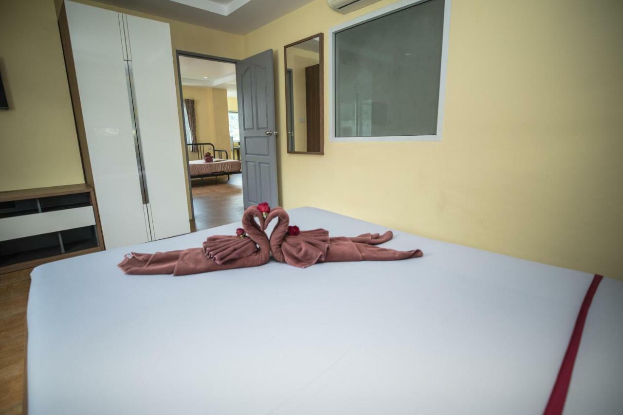 Oscar Boutique Hotel Patong Esterno foto