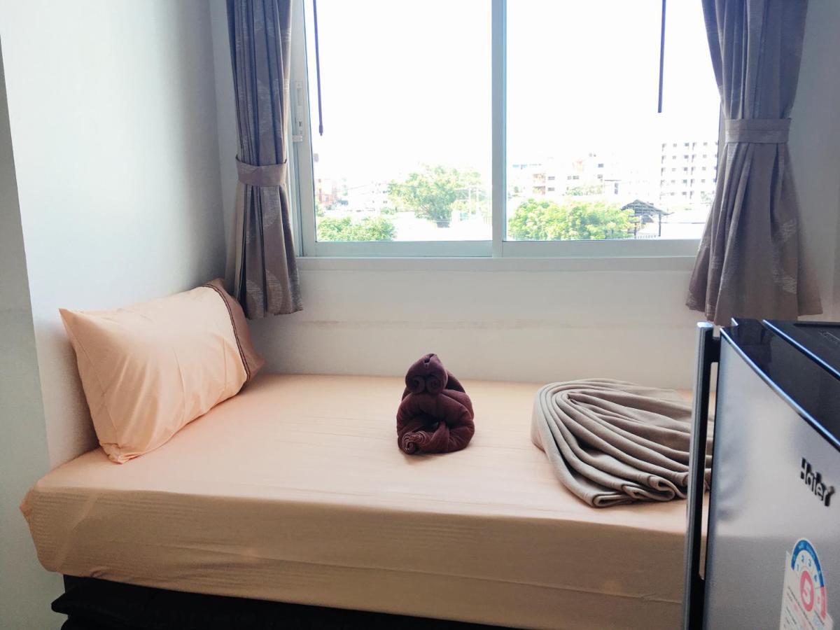 Oscar Boutique Hotel Patong Esterno foto